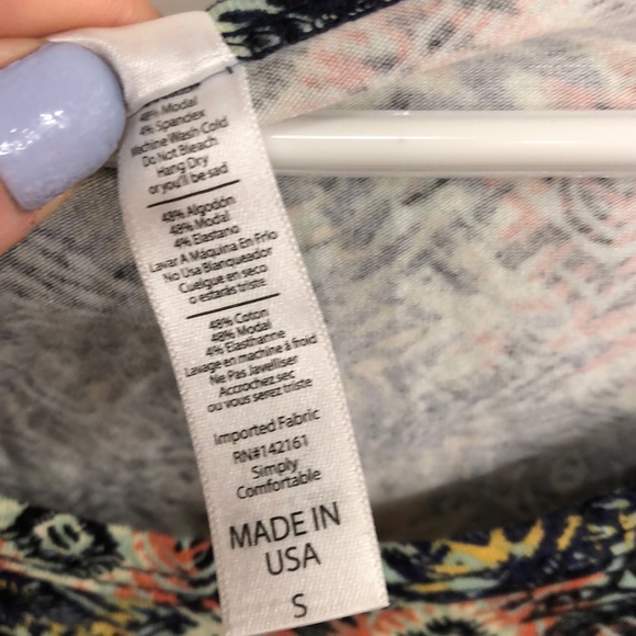 Lularoe perfect tee - Picture 3 of 6